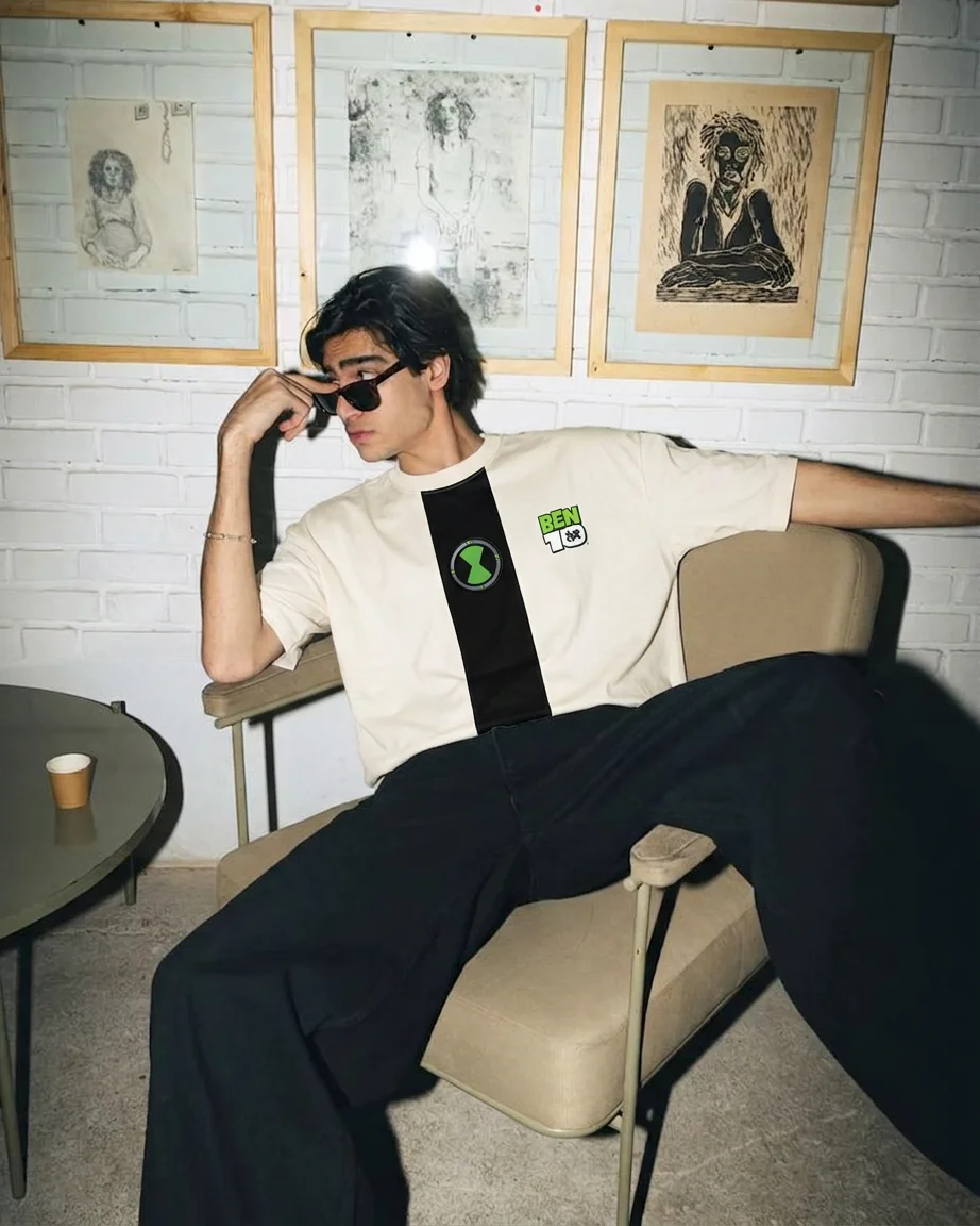 Ben 10 — Vintage Beige Oversized T-Shirt